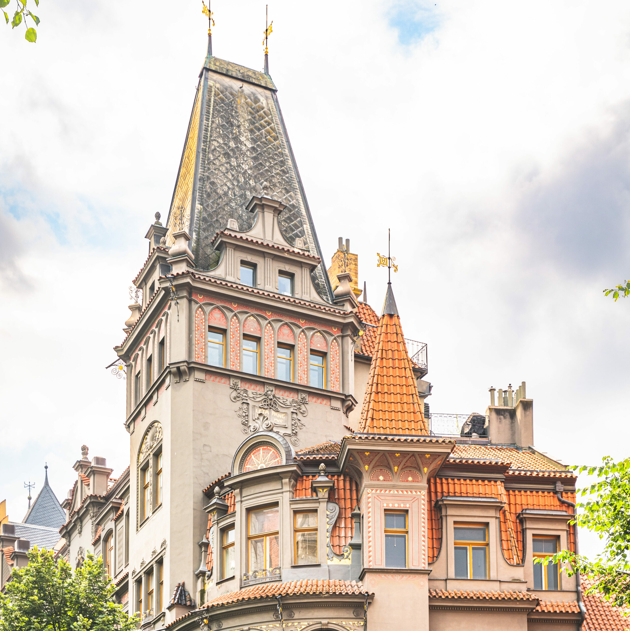 Building in the Jewish district