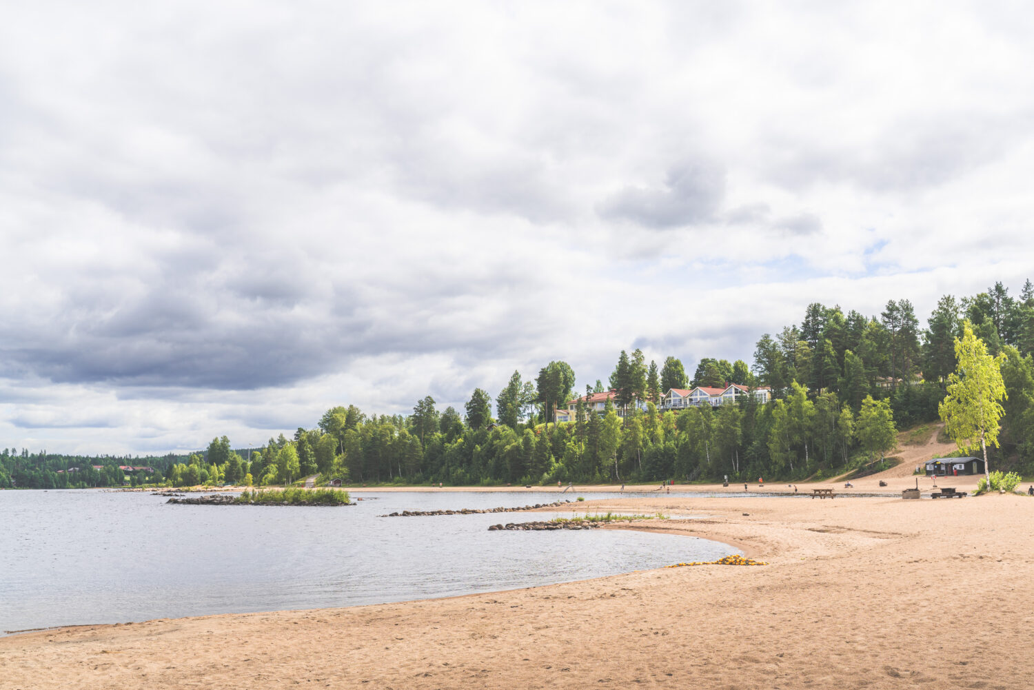 Ljusnan lake side